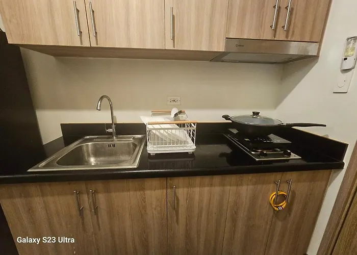 Apartment Staycation Near Moa, Smx Convention Center, Dfa Manila